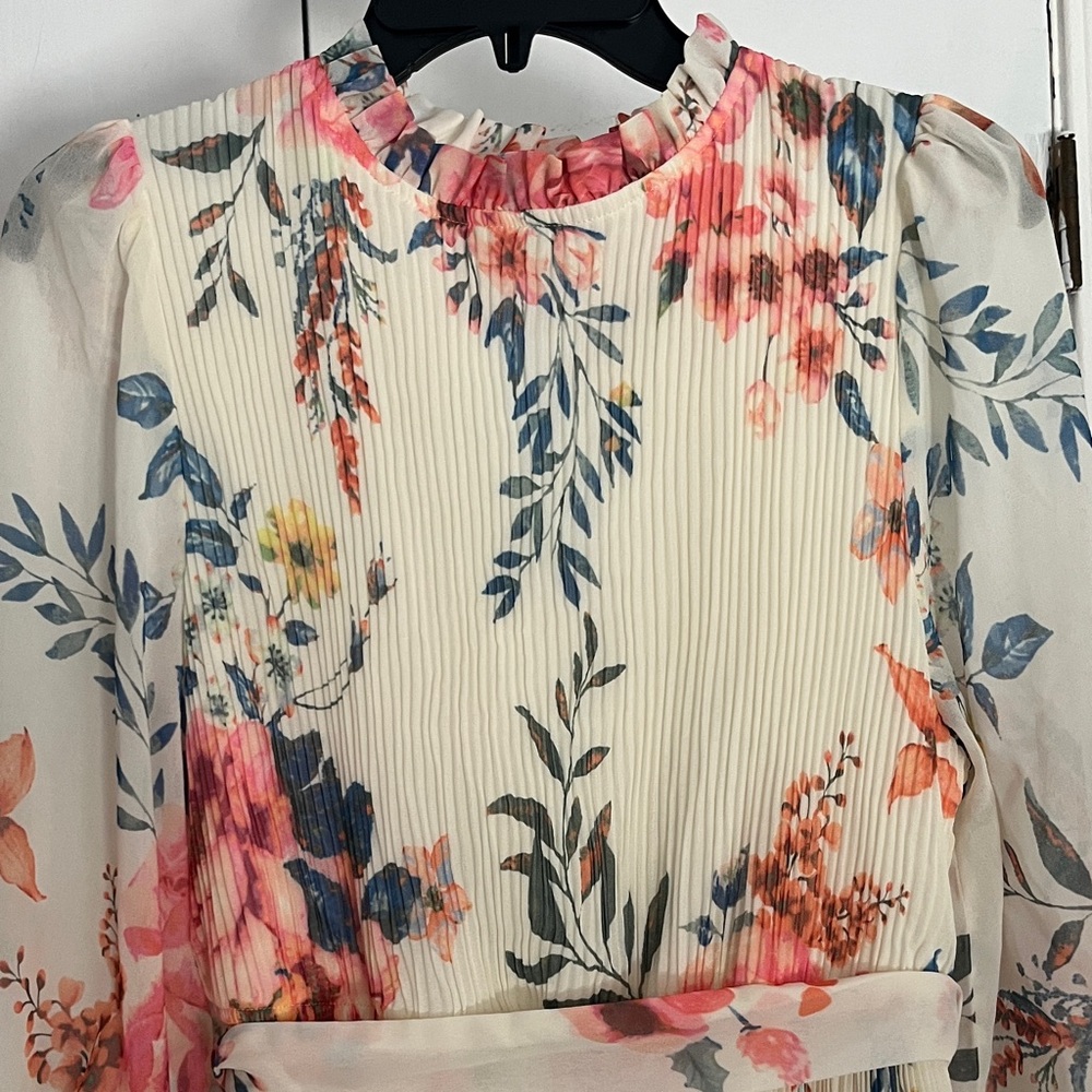 {Anrabress} Chic Floral Long Sleeve Dress in Cream - Picture 2 of 7